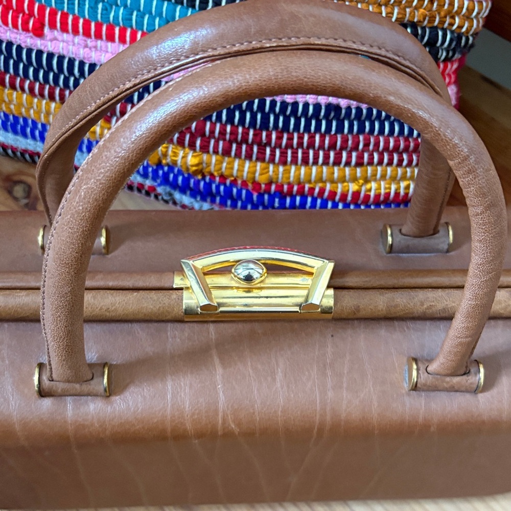 Tano Vintage Tan Leather Satchel with Gold Accents - Picture 2 of 5